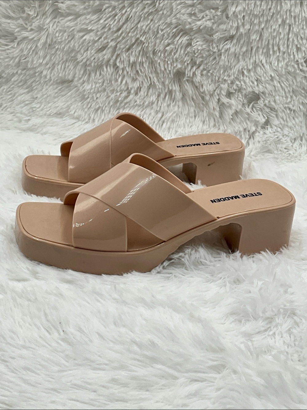 Steve Madden Sandads Size 9 Nude Tan Jomay 90’s Jellies Heeled Sandals